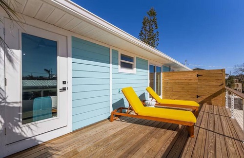 Holmes Beach House | High Tide Beach House on AMI