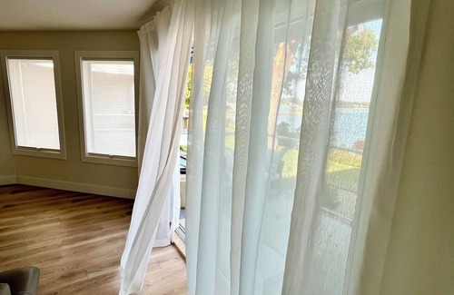 Regional District of Nanaimo Condo | High Tide Suite: NEW Ocean Front w/Spa-like Bath, Resort Pool, Hot Tub, Sauna