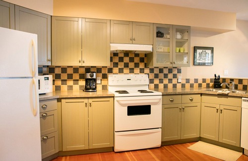 Tofino Condo | High Tide- Waterfront Suite with Stunning Views