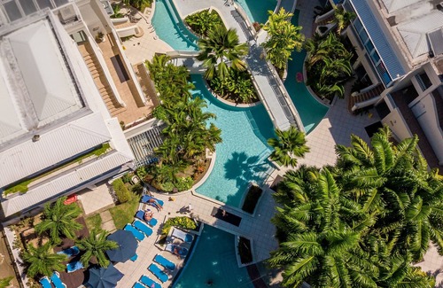 Hastings Hotel | High Tides and Good Vibes! Accessible King Unit w/Garden View! Onsite Pool