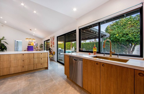 Sonora Sunrise House | Highball House with private pool, spa, firepit & artful designer interior
