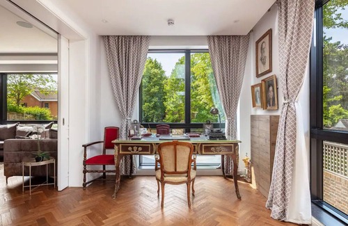 Highgate House | Highgate - Luxury 4-Bedroom Spacious House with Indoor Pool