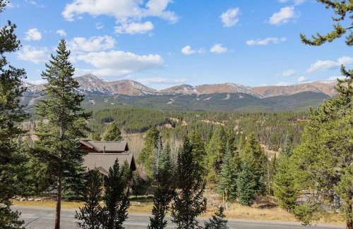 The Highlands House | Highlands Getaway home