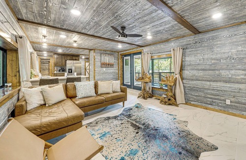Broken Bow Cabin | Hike, Fish & Unwind: Cabin w/Yard in Broken Bow!