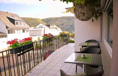 Winningen Hotel | Hike Inn Hotels by Emmerich