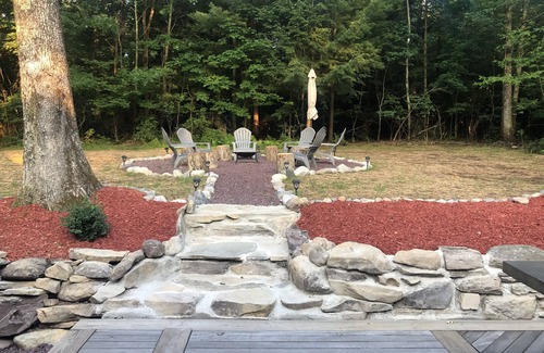 Mount Pocono House | Hike/Shop/Remote Work/Relax/Mount Airy Casino/Camelback Resort