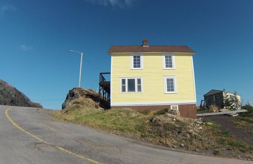 Twillingate House | Hikers paradise, main trails 5 min. walk.
