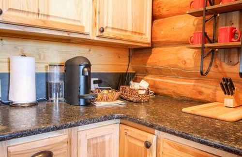 North Powder Cabin | Hill Cabin Hideaway, Romantic! Country Cabin for 2