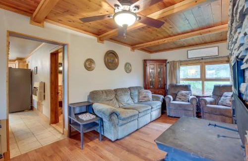 Hill City House | Hill City Haven about 23 Mi to Rapid City!
