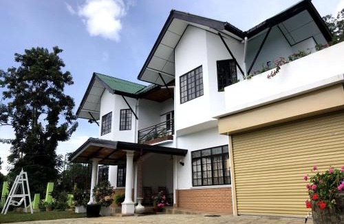 Diyathalawa House | Hill Crest Holiday Bungalow