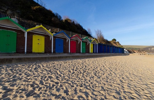 Swanage House | Hill Crest - Three Bedroom House, Sleeps 4
