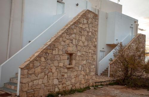 Agios Vasileios Hotel | Hill of Calm