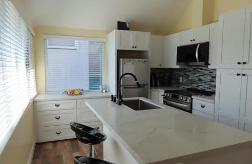 Ocean Park House | Hill Street Cottage