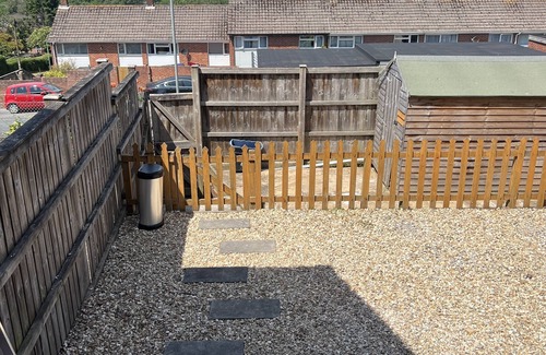 Barnstaple House | Hill View 5 minutes to walk town center