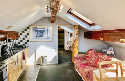 Graigfechan Cottage | HILLFORT in Graigfechan