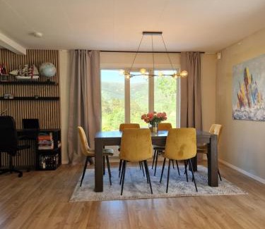 Arna Apartment | HillFront 60