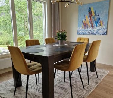 Arna Apartment | HillFront 60