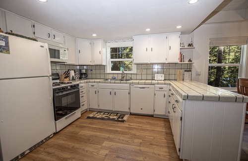 Homewood House | Hillhouse by Hauserman Rental Group