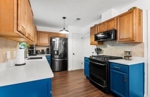 Austin Apartment | Hillside 3BR King-Close to DT Domain and Q2