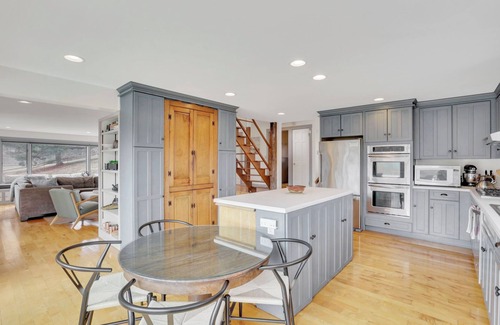 Logan House | Hillside haven on expansive grounds, heated pool, firepit, bocce court and more!