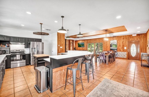 Austin Villa | Hillside Haven with Panoramic Views + Pool + Highland Cows + Hot Tub