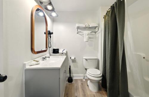 Luray Hotel | Hillside Hotel