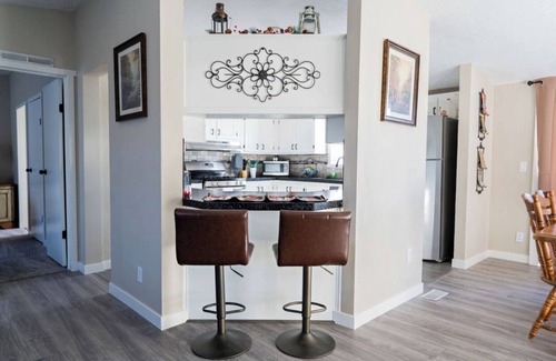 Big Sandy House | Hilltop Gem, , with amazing views of the wind River Mountain Range, Sleeps 8