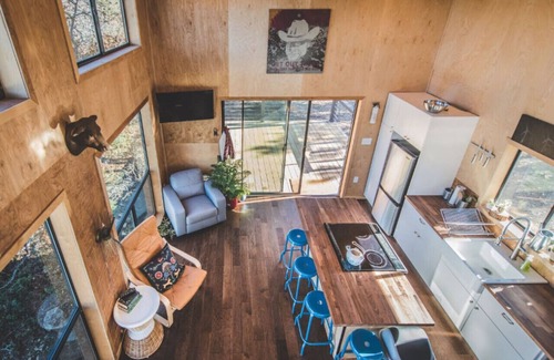 Dripping Springs House | Hilltop Hideaway, Cabin w/view, loft & Light