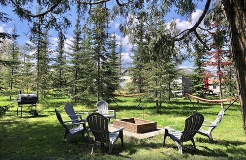 International Falls Cabin | Hilltop Lodge - Willow -Triple Cabin