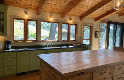 Geyserville House | Hilltop views, 30 private acres, expansive swimming pool