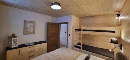 Demanovska Dolina Ski Chalet | Hillview Jasná Chalet