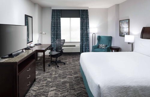 Grapevine Hotel | Hilton Garden Inn DFW North Grapevine