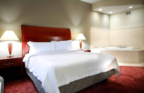 Elkhart Hotel | Hilton Garden Inn Elkhart