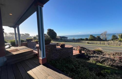 Gualala House | Hilton House