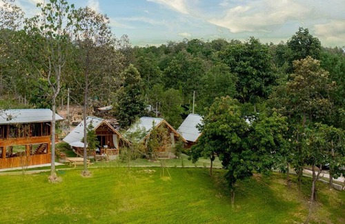 Huai Sai House | Hin Khong Villa bungalow with two single beds