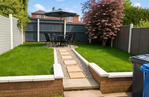 Pendlebury House | Hinchley Haven - Manchester Retreat🌟