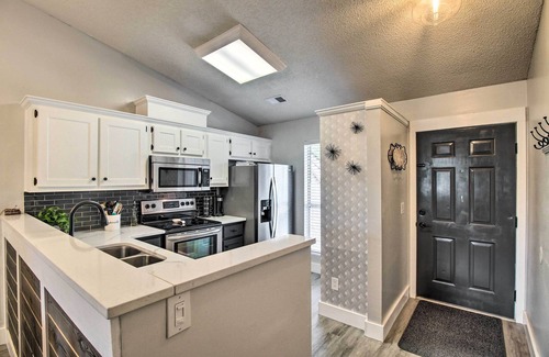 Hinesville Condo | Hinesville Condo: Grill, 4 Mi to Fort Stewart