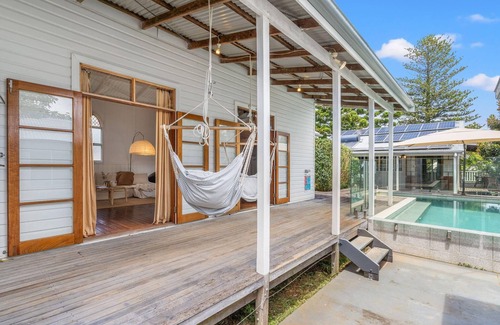 Lennox Head House | Hinterland Views - Pet Friendly - Charming Pet Friendly Queenslander with Pool