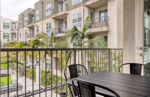 Mission Valley Apartment | Hip Mission Valley 1BR w/Gym, W/D & Pool, nr restaurants, by Blueground