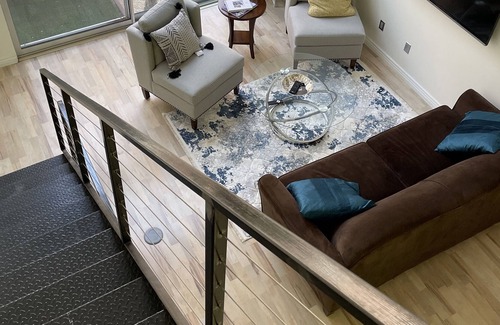 Raynolds Addition Condo | Hip Modern Loft in Downtown Albuquerque