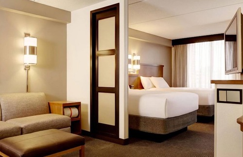 Austin Hotel | Hippie Hollow Park Tour! 2 Units W/FREE Parking! Outdoor Pool, Pet-Friendly!