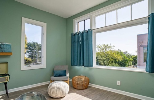 Pacific Grove Apartment | Hipster Vibe - Pacific Grove Apartment - Walk to the Beach!