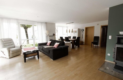 Unterallgau Apartment | hirsch in pink - wohnen wie zuhause
