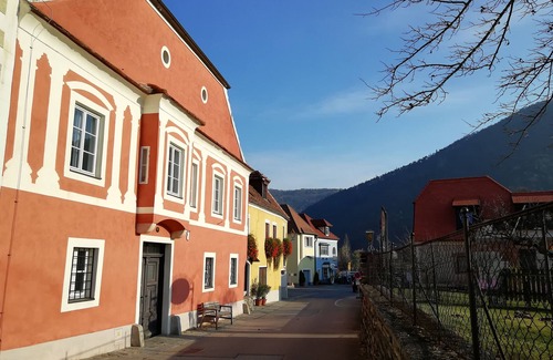 Weissenkirchen in der Wachau Apartment | Historic house in Weissenkirchen in the Wachau