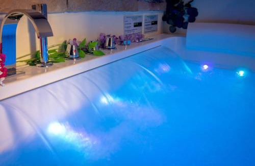 Santa Margherita Ligure Apartment | Historia Vitiello: The First Experience Suite