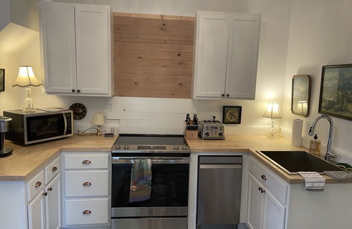 Stevensville Cottage | Historic 2 bedroom home in downtown Stevensville. Pet friendly! RV parking