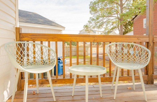 Columbia House | Historic 4 BDRM Duplex + Sleeps 10 + Fire pit + 3 mins to Downtown Columbia