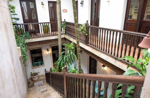 San Francisco Bed & Breakfast | Historic 4 Story Mansion w. Pool in Old San Juan