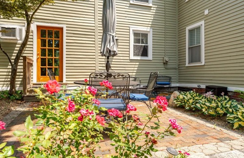 Mystic House | Historic 4BR 3BA Victorian – Steps to Downtown Mystic & Seaport