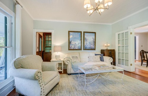 Bynum House | Historic and Charming Pittsboro Home with Fireplaces